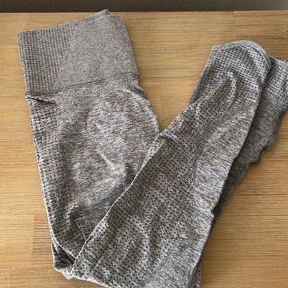 Gymshark Vital rise seamless leggings SMALL smokey gray marl - Picture 6 of 6